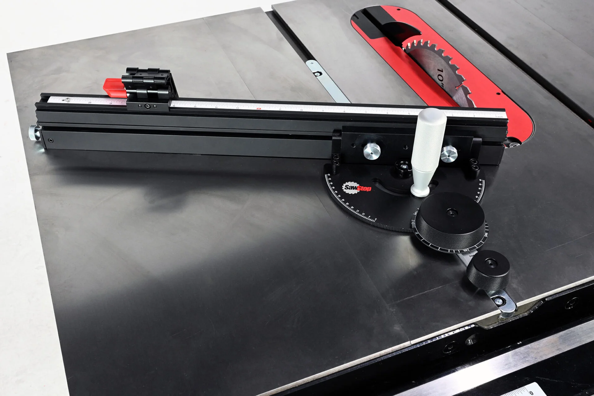 SawStop TSA-RMG Revolution Miter Gauge - Image 2
